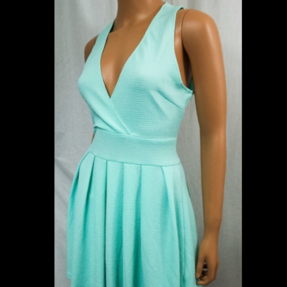 New Soft aqua dress AX Paris Size 8 US